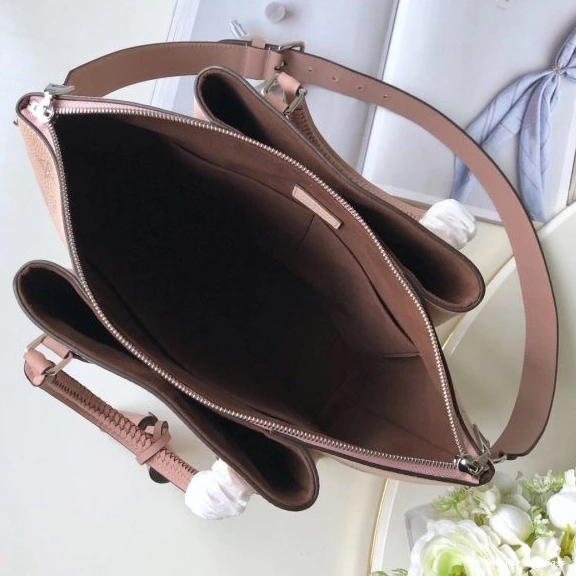 Aaa replica bags Bag Haumea Vuitton Louis 0802